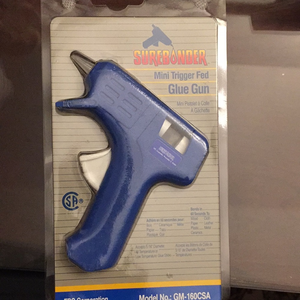 Mini glue gun brand new never used Faux fur